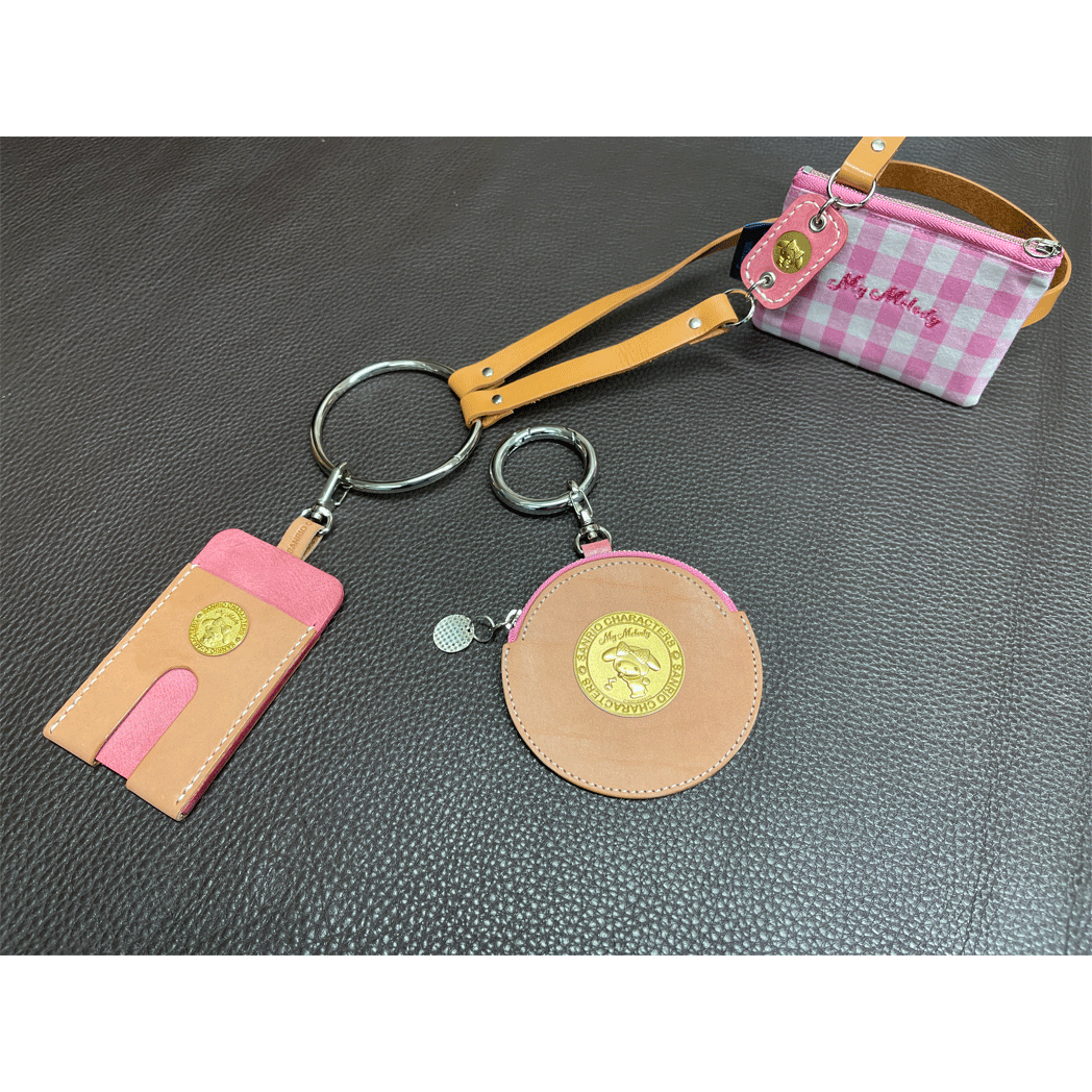 ★リモージュ★ いちご ハンドペイント トリンケット ボックス サイン入り ☆リモージュ☆ いちご ハンドペイント トリンケット ボックス サイン入り